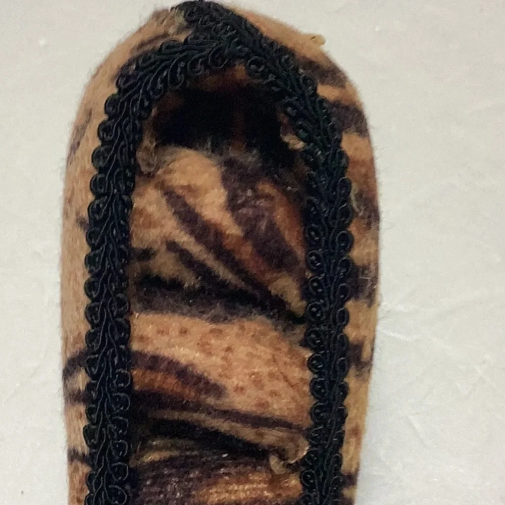 Darice Animal Print Shoe Ring Holder